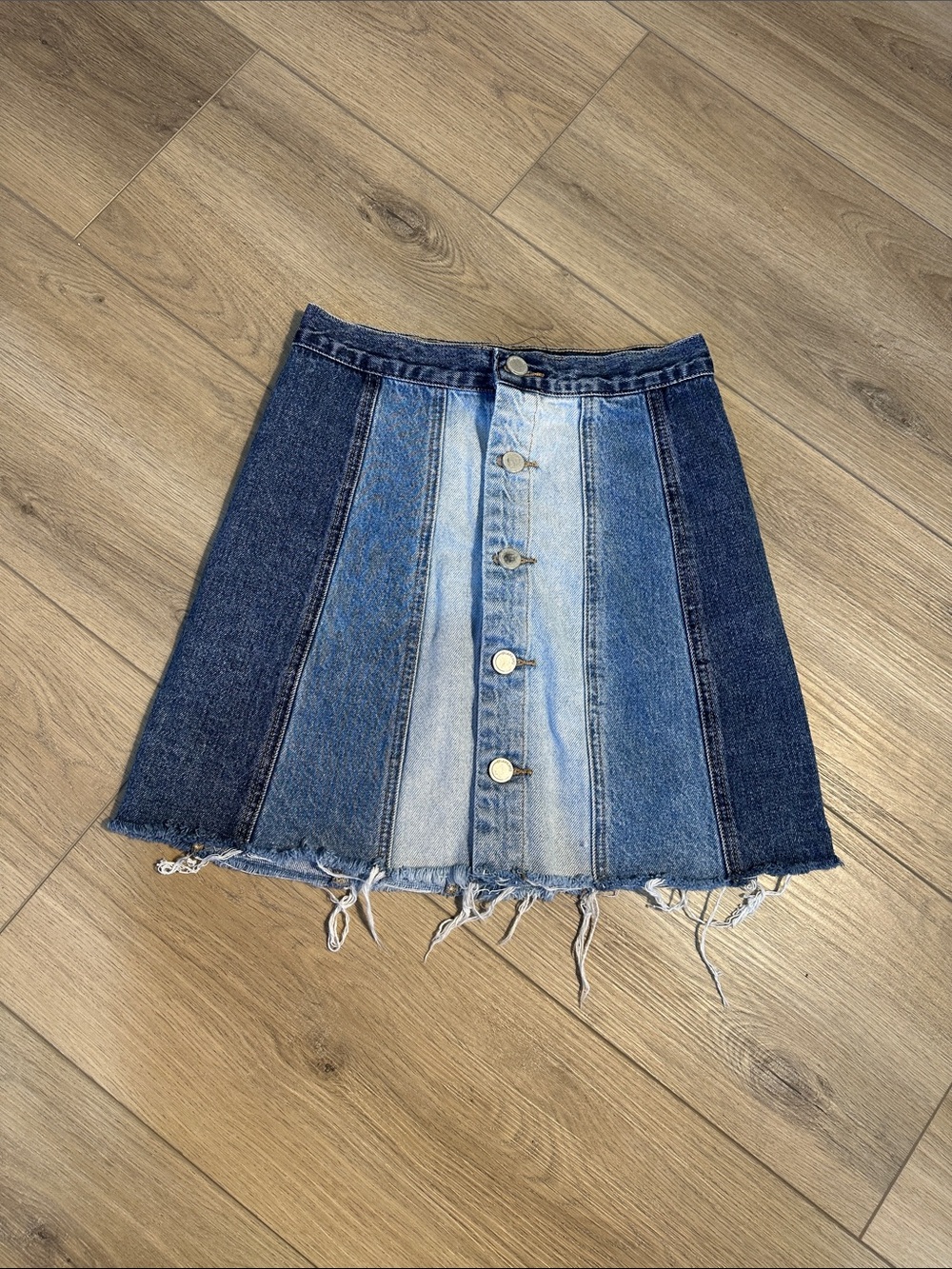 Blank NYC Multi-Wash Denim Patchwork Striped Mini Skirt - Blues. Size 24